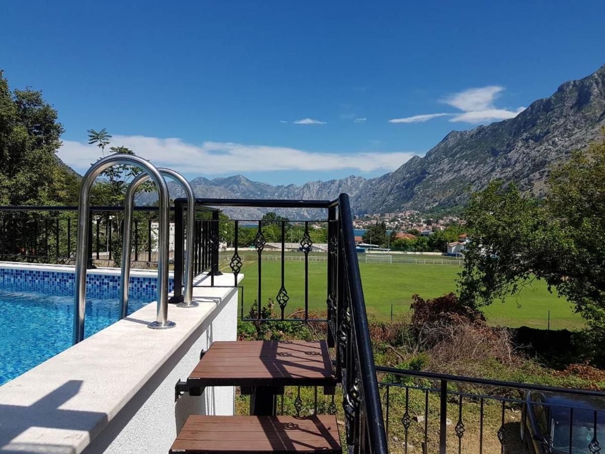 Sunshine Apartment With Private Pool And Parking Kotor Ngoại thất bức ảnh
